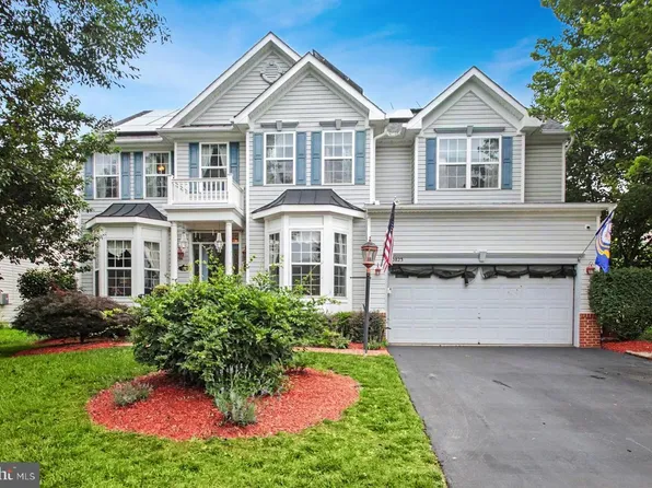 10823 Heaven Scent Ln, Manassas, VA 20110