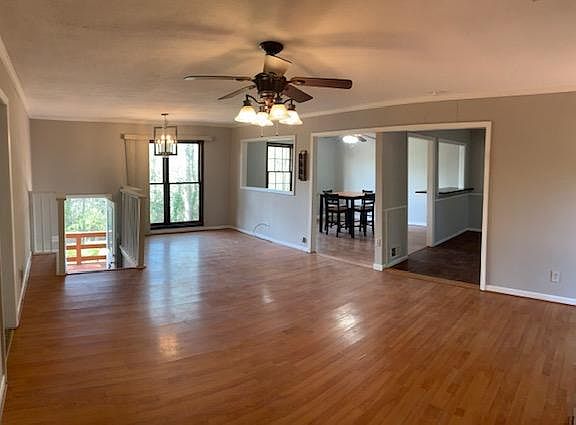 2nd image of 2080 E Cherokee Dr