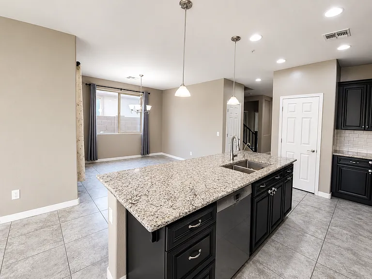 3693 E Rakestraw Ln — Photo 6