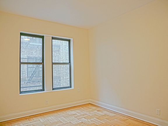 4th image of 29-08 31st Ave #14C
