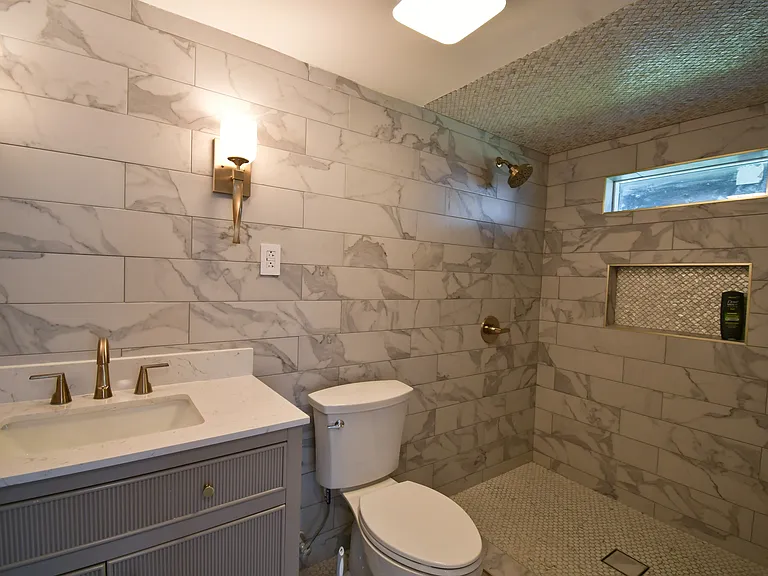 1403 Munger St #A — Photo 22