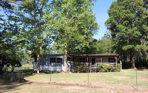 1st image of 676 SE Rolling Hills Dr