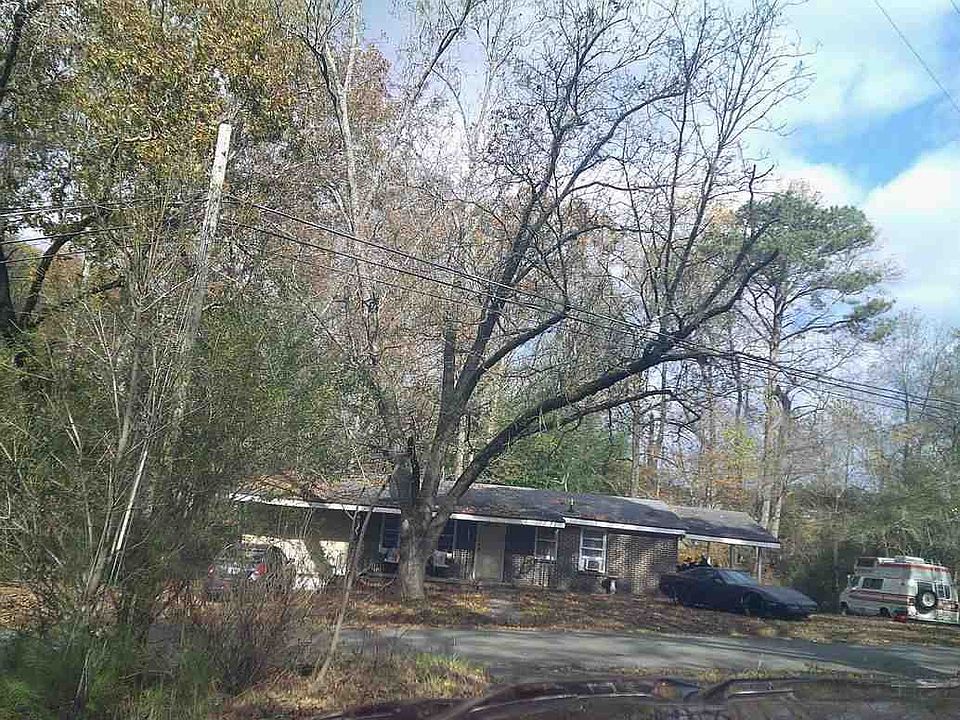 1st image of 745 Sam Gibbs Rd