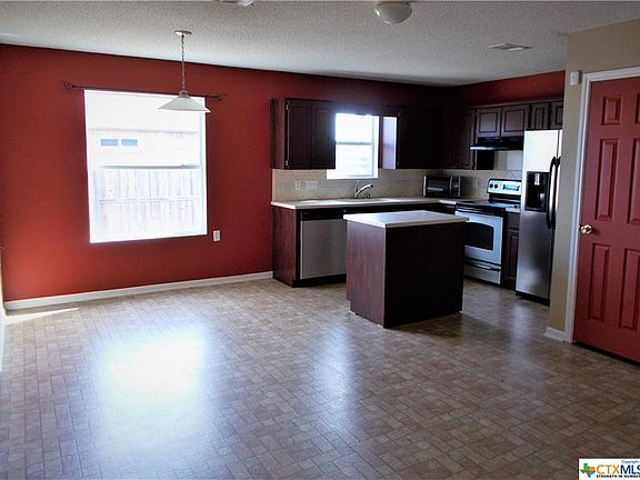 5th image of 4609 Janelle Dr