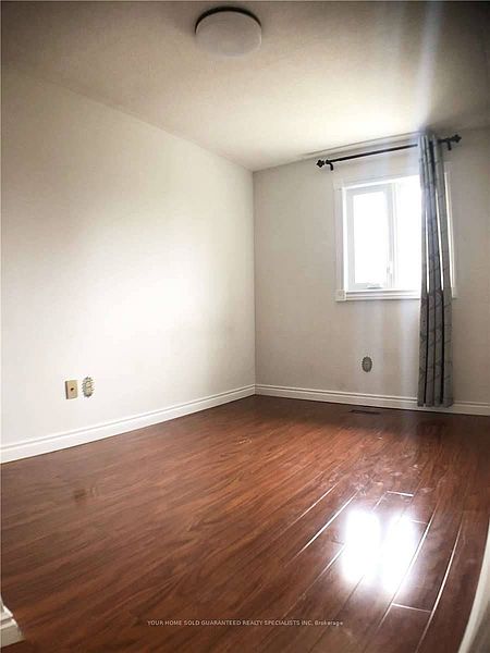 Toronto House for rent - 3 Bedrooms — photo 9