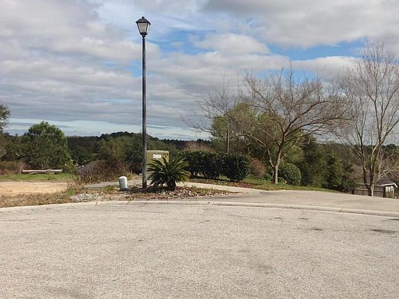 Cul De Sac Lot is to Left in Photo