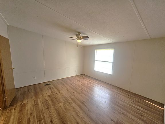 4th image of 840 Jordan Rd
