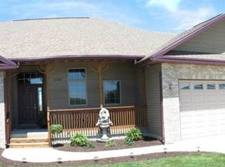 1760 W Forevergreen Rd, North Liberty, IA 52317