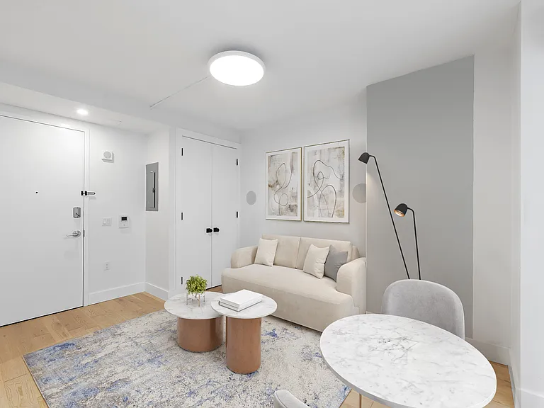 60 W 125th St #1602 — Photo 2