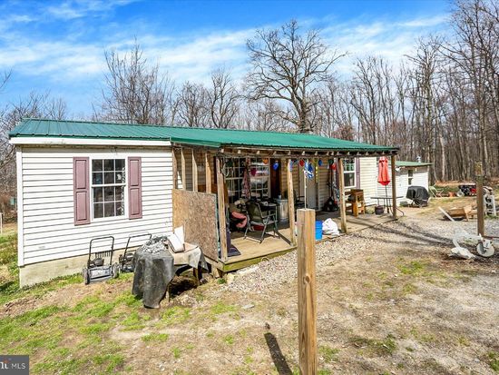 411A Mountain View Rd, Mount Holly Springs, PA 17065