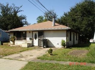 1119 Southlawn Blvd, New Orleans, LA 70114