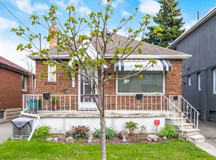 47 Saint Hubert Ave, Toronto, ON M4J3Z2