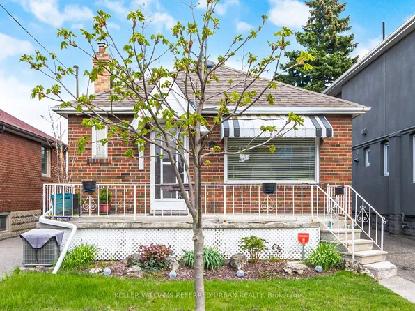 47 Saint Hubert Ave, Toronto, ON M4J 3Z2