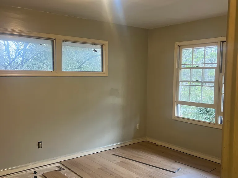2733 Dearwood Dr SW — Photo 5