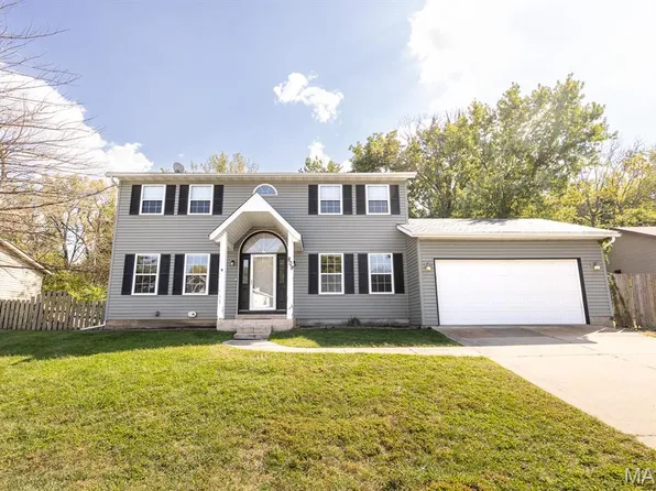 809 Deer Creek Rd, O'Fallon, IL 62269