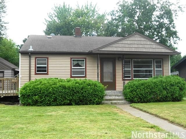 1st image of 1886 4th St