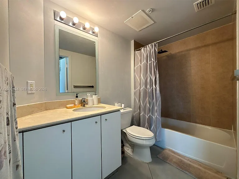 9055 SW 73rd Ct #1504 — Photo 8
