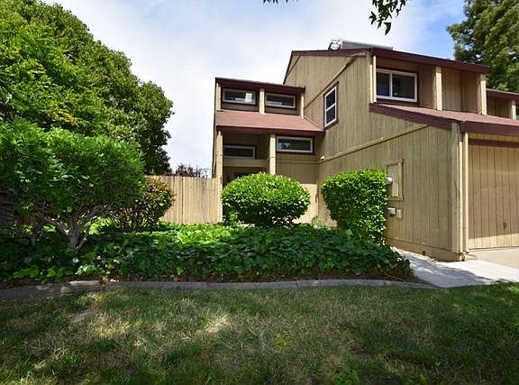 2nd image of 2640 Driftwood Ct