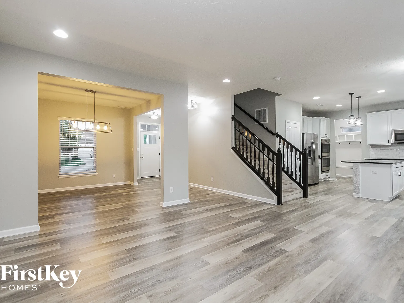 3 bed, 2.5 bath, 2238 sqft, $2,465 — Photo 3