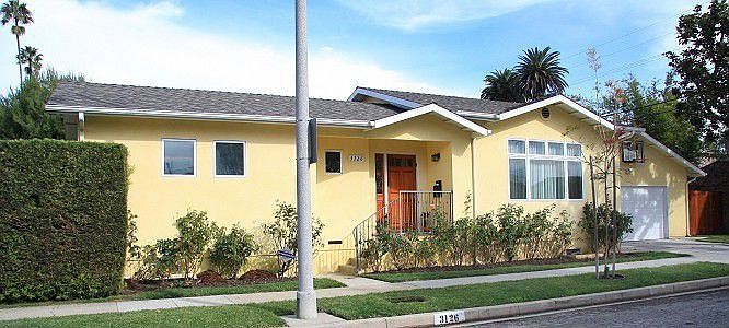 Curb View of 3126 Beverly Drive