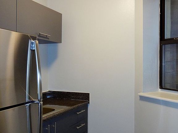 5th image of 165 E 115th St APT 2A