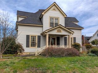 220 W 2nd Ave, Lexington, NC 27292