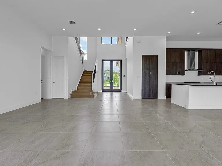 9523 Riverside Park Dr — Photo 27