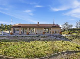 40555 20th St W, Palmdale, CA 93551