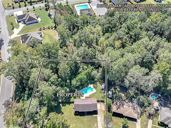 5th image of 701 N Hills Dr