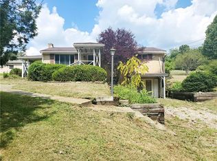 67 Pine Valley Rd, Washington, PA 15301