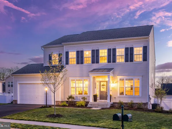 10358 Mist Flower Ct, Bristow, VA 20136