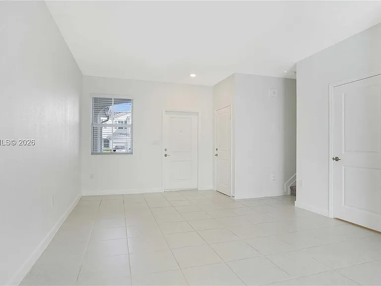 2676 SE 12th St #2676 — Photo 16