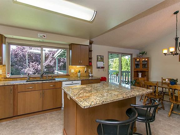 5th image of 2309 Muriel Ct