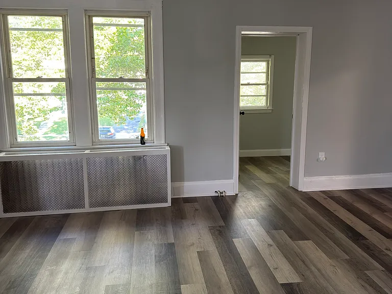 67-69 Westbourne Pkwy #3 — Photo 22