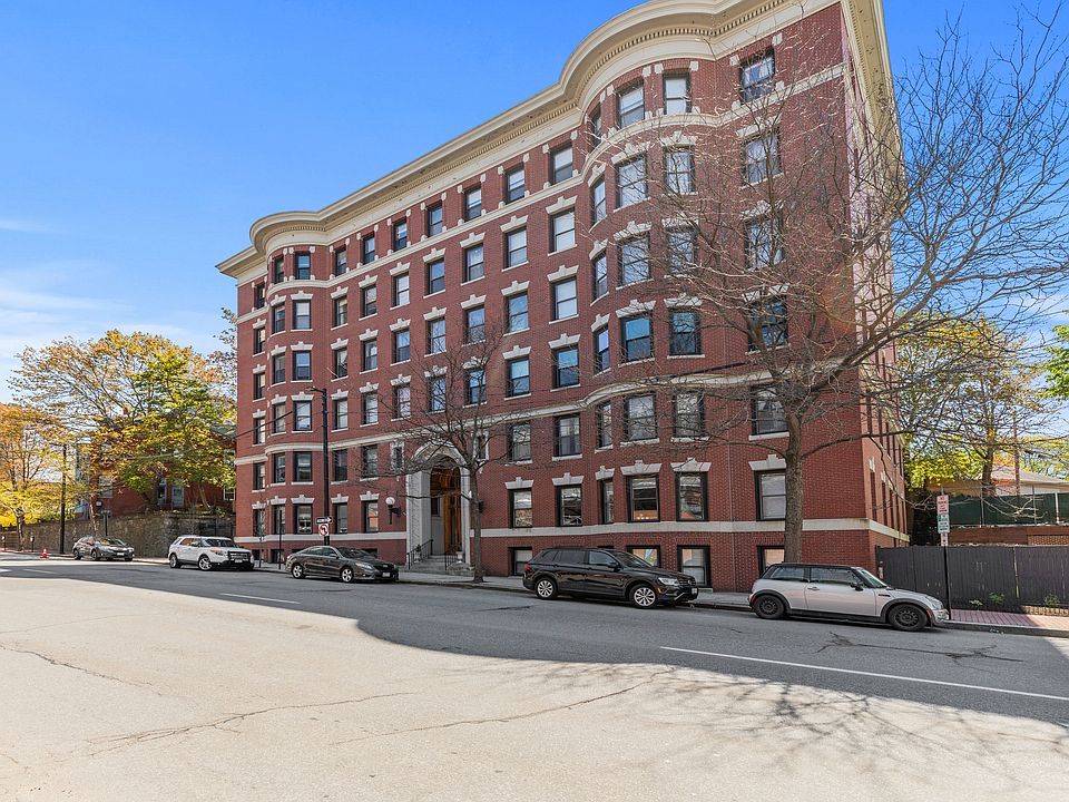 1st image of 180 High St APT 36