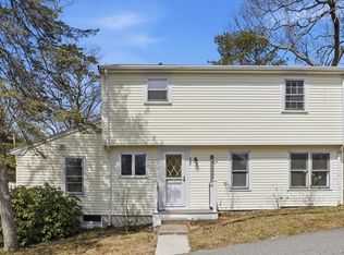 107 Pond St, Rockland, MA 02370