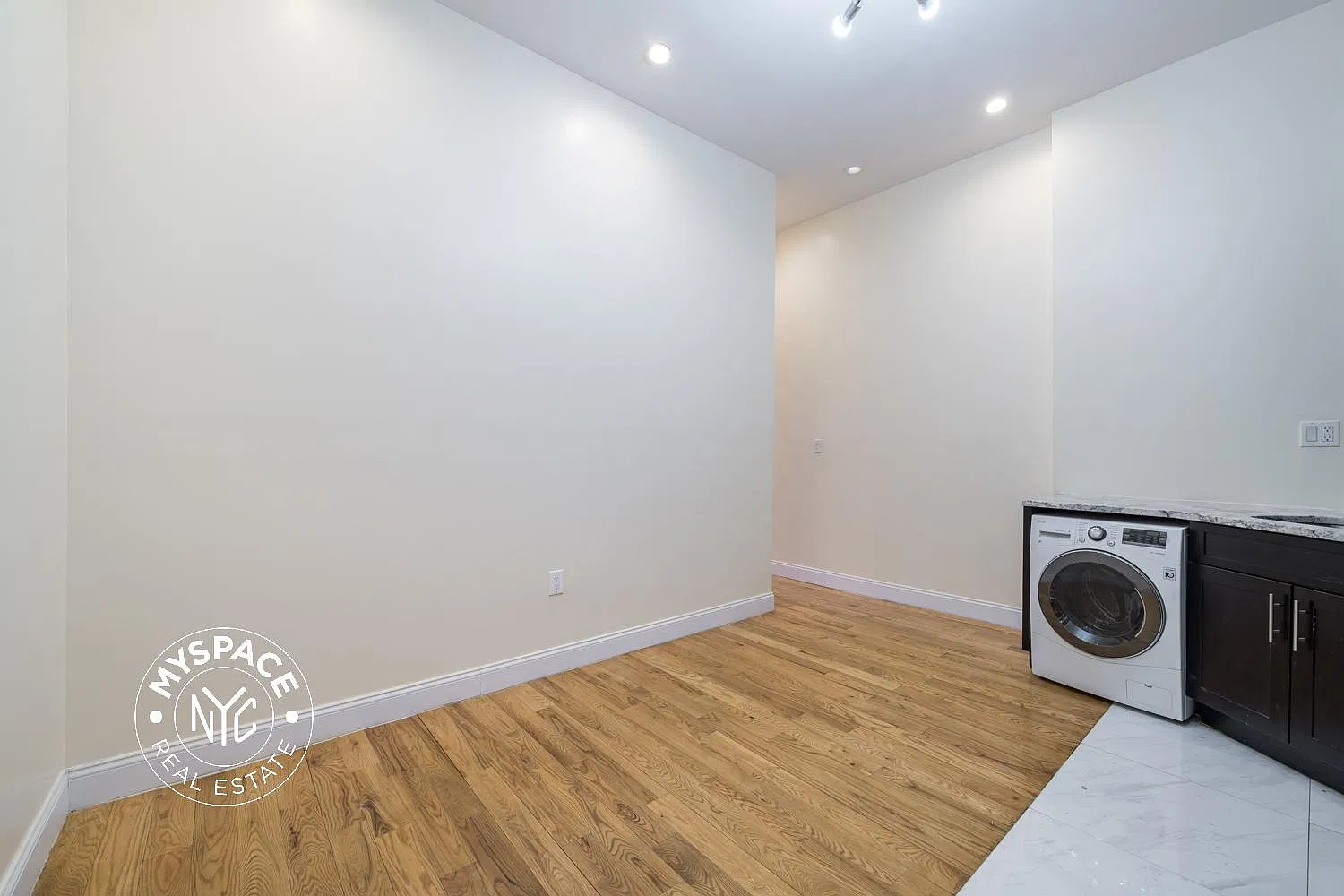 641 Saint Mark's Avenue — Photo 3