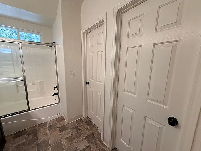 5704 Golden Eagle Dr — Photo 27