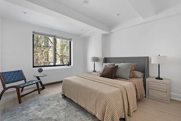 APARTMENT VOL.0〜12 セット 533 East 12th Street #2A in East Village, Manhattan | StreetEasy