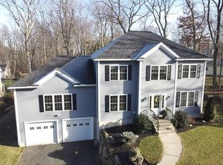 60 Winter Hill Rd, Holden, MA 01520