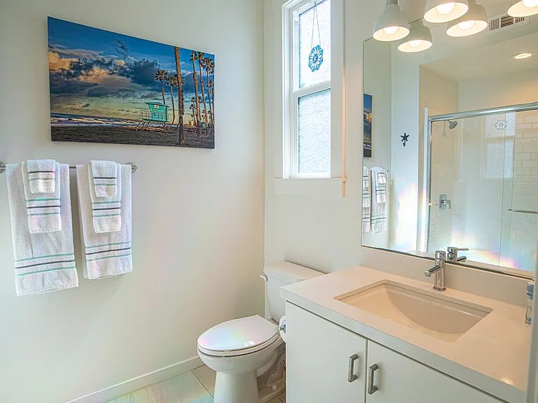 1562 Vista Del Mar Way #1 — Photo 18