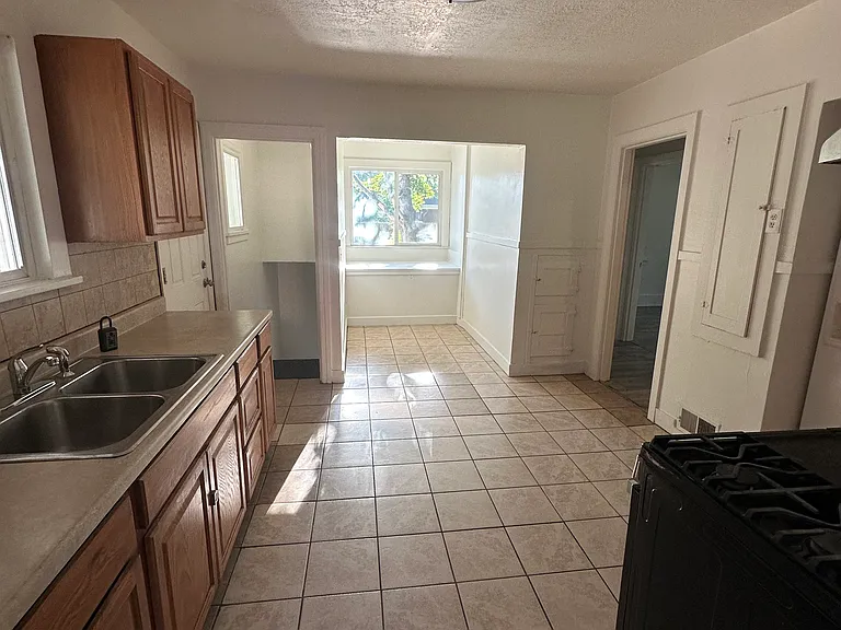 2047 S Orchard Ave E #1 — Photo 7