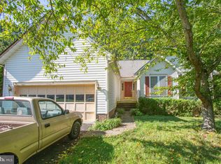 10 Ridge Pointe Ln, Fredericksburg, VA 22405