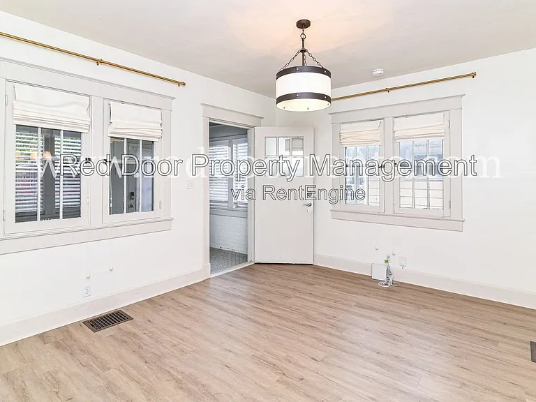1028 N Kealing Ave — Photo 4