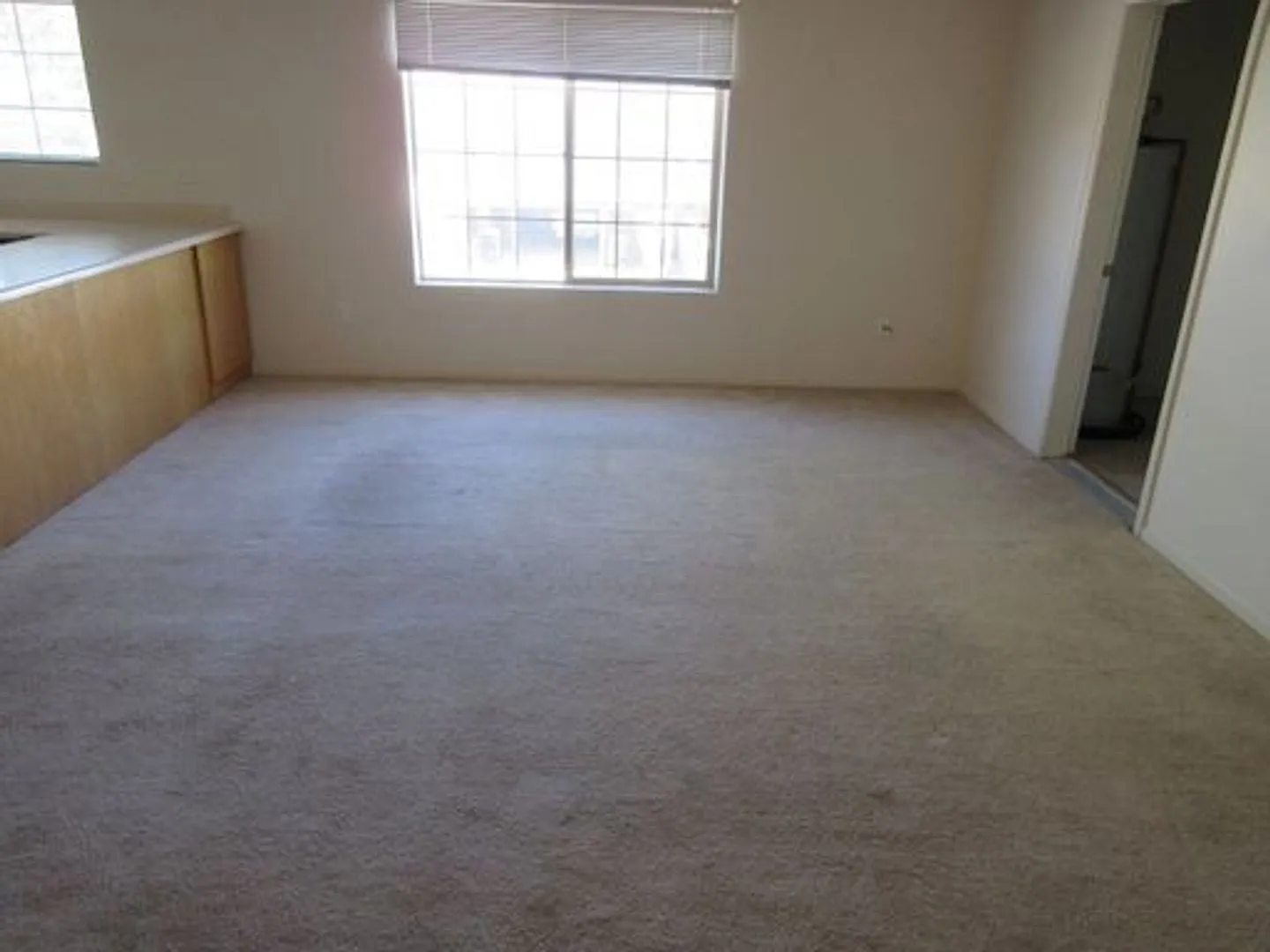 Move-In Discount!! 2 bedroom, 2 bathroom Apartment — Photo 4