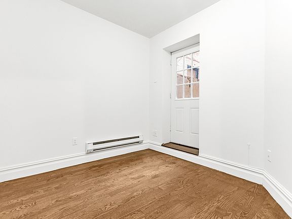 5th image of 174 E 2nd St #1E