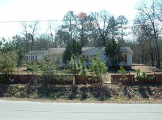 1375 Rainey Dr, Spring Lake, NC 28390