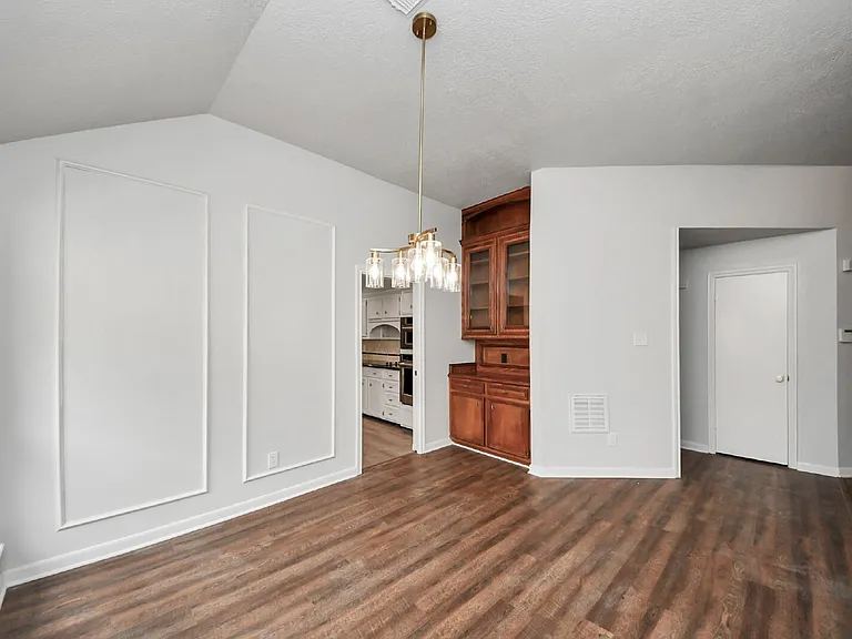 1023 Oyster Bay Dr — Photo 15