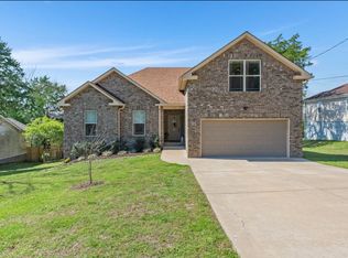 1428 Pawnee Trl, Madison, TN 37115