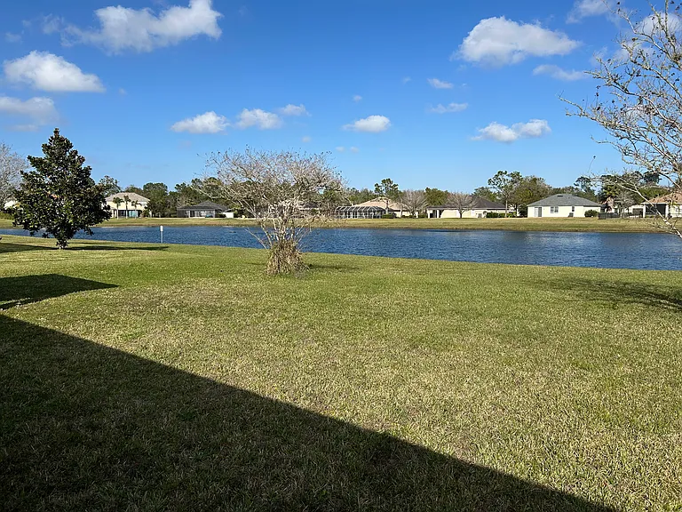 63 Rollins Ln — Photo 6